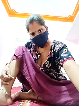 Snapshot of Sexi_savitri chatting on October 3, 2025, 9:28 am Sexi savitri online show from October 3, 2025, 9:28 am