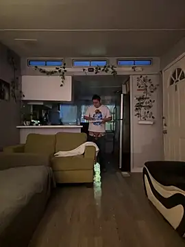 B3toBaby online show from April 15, 2026, 3:24 am