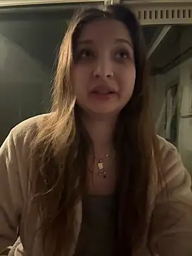 RebekaRose online show from April 8, 2026, 8:42 pm