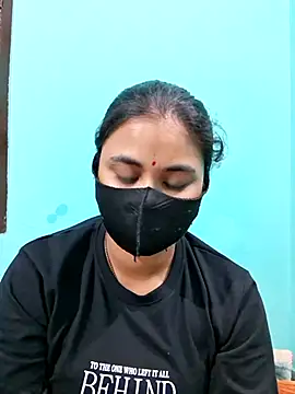 Snapshot of DivyaBhabhi69@xh chatting on June 24, 2026, 2:05 pm DivyaBhabhi69xh online show from June 24, 2026, 2:05 pm