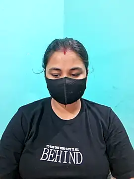 Snapshot of DivyaBhabhi69@xh chatting on July 15, 2026, 6:13 pm DivyaBhabhi69xh online show from July 15, 2026, 6:13 pm