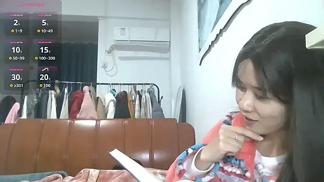 Monice1314 online show from December 14, 2025, 1:16 pm