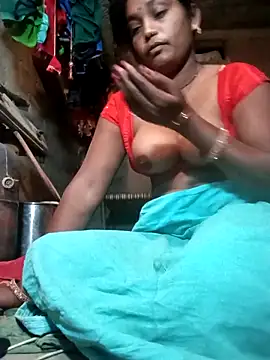 sadhna200 online show from April 18, 2026, 10:43 pm