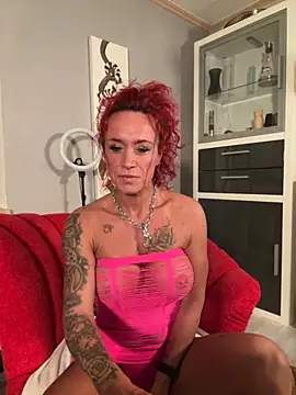 Snapshot of Hotmilfhamburg1 chatting on October 4, 2025, 4:43 am Hotmilfhamburg1 online show from October 4, 2025, 4:43 am