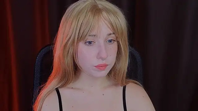 YukiMisa online show from November 8, 2025, 3:45 pm