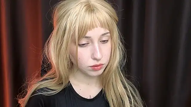 YukiMisa online show from December 3, 2025, 3:21 pm