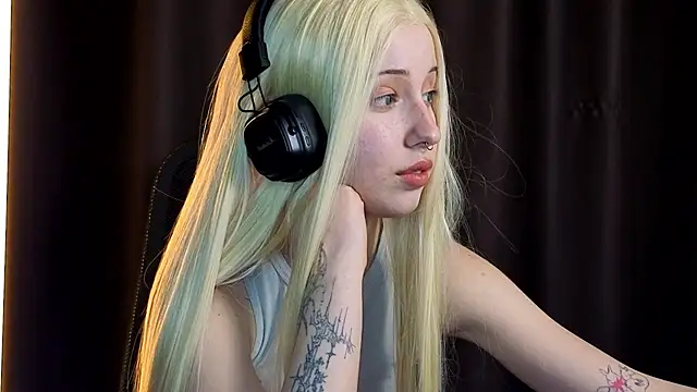 YukiMisa online show from January 7, 2026, 3:03 pm