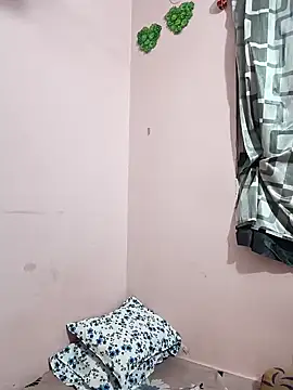 nice touch9733 online show from October 8, 2025, 3:53 pm