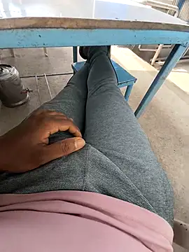 blackyporiki online show from September 29, 2025, 2:38 am