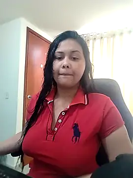 Alessandraa- online show from May 25, 2026, 3:07 pm