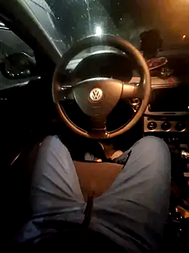 Mlody991112 online show from October 6, 2025, 8:39 pm