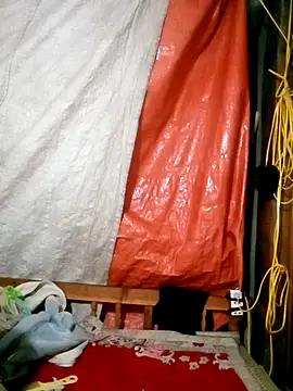 Snapshot of hera-00 chatting on October 29, 2025, 1:46 pm hera-00 online show from October 29, 2025, 1:46 pm