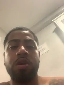 Snapshot of Bryan056_ chatting on April 11, 2026, 12:48 am Bryan056 online show from April 11, 2026, 12:48 am