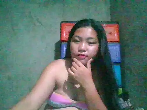 Snapshot of nikki_zapphire chatting on April 5, 2026, 12:13 pm nikki zapphire online show from April 5, 2026, 12:13 pm