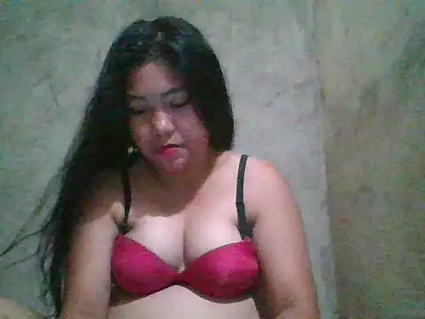 Snapshot of nikki_zapphire chatting on April 18, 2026, 4:27 am nikki zapphire online show from April 18, 2026, 4:27 am