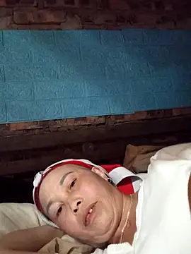 me-cute online show from December 18, 2025, 2:12 pm