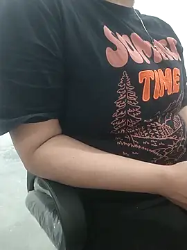 Snapshot of payal_261072_ chatting on February 17, 2026, 4:20 am payal 261072 online show from February 17, 2026, 4:20 am