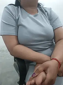 Snapshot of payal_261072_ chatting on March 5, 2026, 4:19 am payal 261072 online show from March 5, 2026, 4:19 am