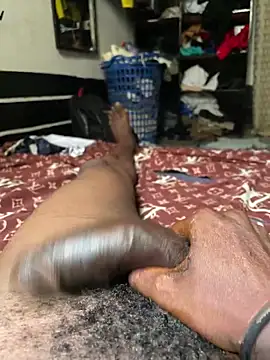 BBC Sweet boy online show from April 21, 2026, 11:27 am