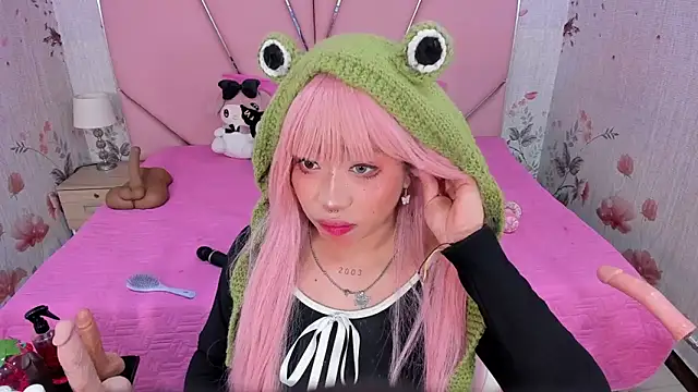 SafiroAgataaa online show from December 22, 2025, 9:23 pm