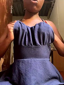 Crazyqueenxxx online show from October 8, 2025, 12:14 pm