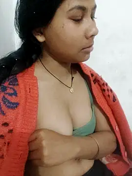 Snapshot of Vaani_Cutie chatting on February 12, 2026, 5:08 pm Vaani Cutie online show from February 12, 2026, 5:08 pm