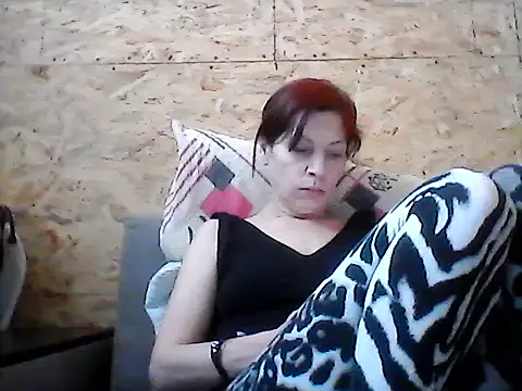 Snapshot of Milana38 chatting on March 2, 2026, 9:27 am Milana38 online show from March 2, 2026, 9:27 am