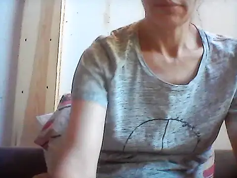 Snapshot of Milana38 chatting on June 18, 2026, 6:57 am Milana38 online show from June 18, 2026, 6:57 am