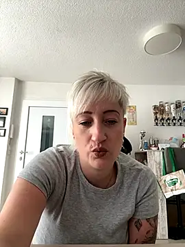 Rozendefotz online show from September 20, 2025, 8:04 am