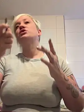 Rozendefotz online show from October 20, 2025, 6:14 am