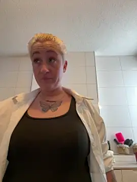 Rozendefotz online show from April 6, 2026, 7:31 am