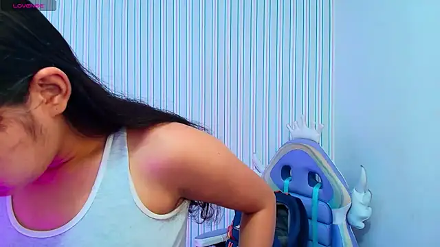 Snapshot of kataleya__18 chatting on July 15, 2026, 5:40 pm kataleya 18 online show from July 15, 2026, 5:40 pm
