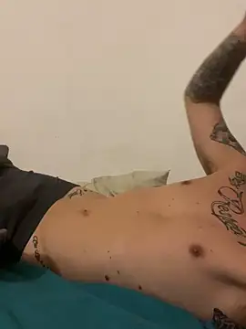 pimousssse online show from October 30, 2025, 11:49 pm