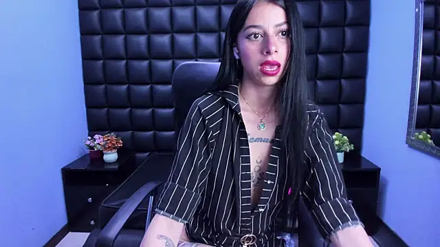 Dulce Miaa  online show from March 21, 2026, 6:00 pm