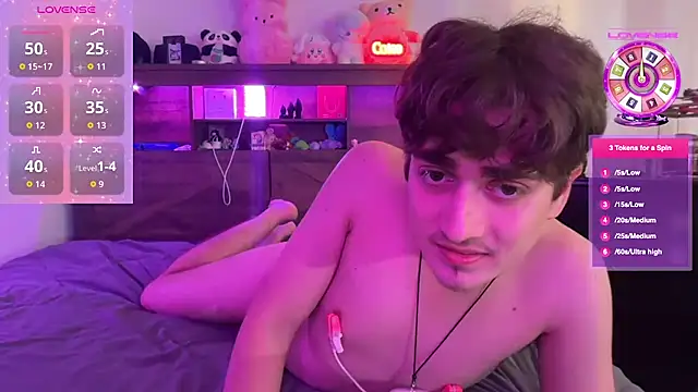 michaeltorrexxx online show from March 23, 2026, 8:24 pm