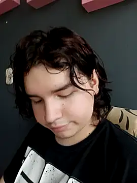 damienbeltmonth online show from October 25, 2025, 7:52 pm