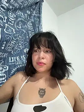 aliciia 23 online show from October 26, 2025, 10:36 pm