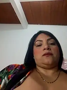 Snapshot of tiffany_Johnson1 chatting on May 13, 2026, 10:27 pm tiffany Johnson1 online show from May 13, 2026, 10:27 pm