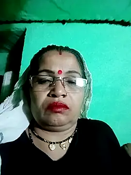 Manavi x online show from October 12, 2025, 9:58 pm