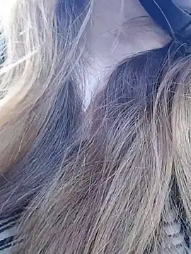 Lovelyanan online show from December 17, 2025, 7:36 am