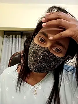 Snapshot of Softecho-03 chatting on March 8, 2026, 6:12 pm Softecho-03 online show from March 8, 2026, 6:12 pm