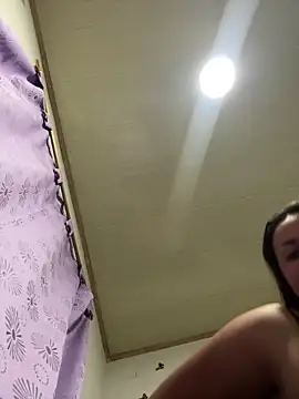 camila-titis online show from May 10, 2026, 1:44 am