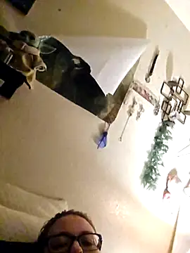 Yamiko42 online show from February 28, 2026, 4:02 am