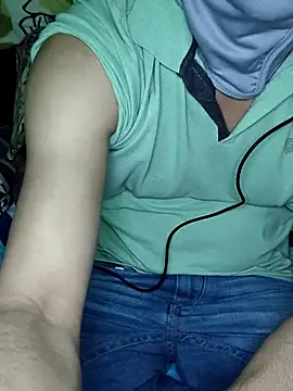 chocolate alone online show from September 23, 2025, 7:06 pm