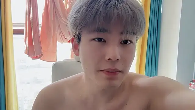 xiaoyang5200 online show from February 8, 2026, 5:44 am