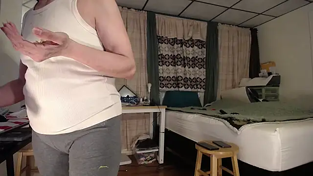 ANALTRAINING4U2 online show from March 1, 2025, 4:37 am