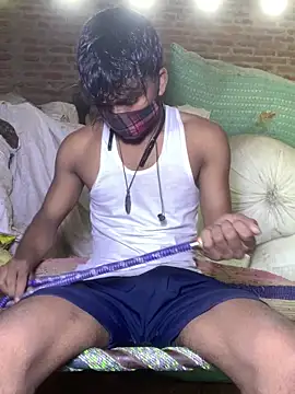 uniquesexyboy5689 online show from May 15, 2026, 7:59 am