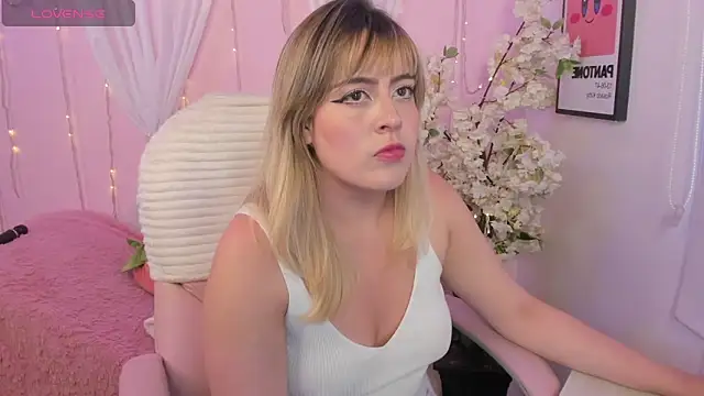 Jenny Wolridge  online show from February 6, 2026, 9:07 pm