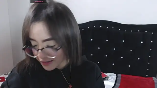 Coraline Playful online show from September 25, 2025, 12:31 pm