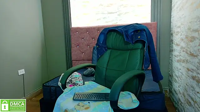 katia green1 online show from September 11, 2025, 11:32 am